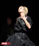 Баку увидел новую Патрисию Каас – озорную и взрывную: потрясающий концерт "Kaas Chante Piaf" (ФОТО)