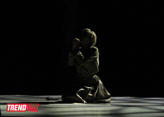 Баку увидел новую Патрисию Каас – озорную и взрывную: потрясающий концерт "Kaas Chante Piaf" (ФОТО)