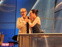 Бакинская русдрама откроет театральный сезон постановкой "В хрустальном дворце" (ФОТО)