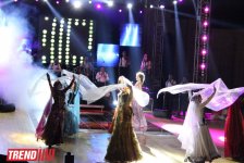Нури Охлаждающий и Джейн представили в Баку красочное шоу "Скажи, что люблю" (ФОТО)