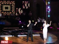 Нури Охлаждающий и Джейн представили в Баку красочное шоу "Скажи, что люблю" (ФОТО)