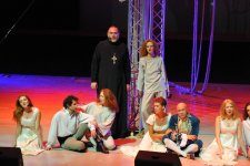 Театр Рыбникова представил в Баку потрясающую рок-оперу "Юнона и Авось" (ФОТО)