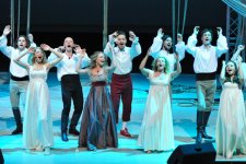 Театр Рыбникова представил в Баку потрясающую рок-оперу "Юнона и Авось" (ФОТО)