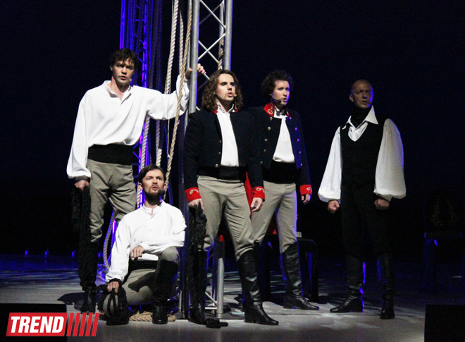 Театр Рыбникова представил в Баку потрясающую рок-оперу "Юнона и Авось" (ФОТО)