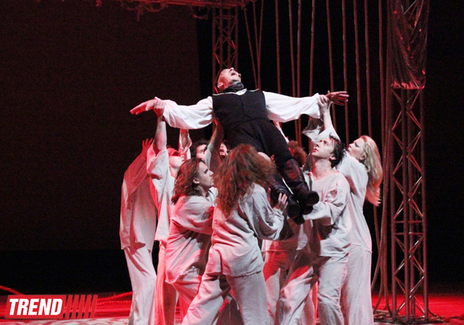 Театр Рыбникова представил в Баку потрясающую рок-оперу "Юнона и Авось" (ФОТО)