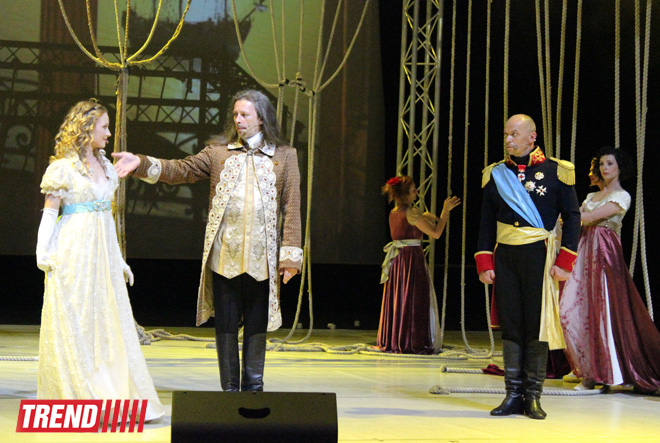 Театр Рыбникова представил в Баку потрясающую рок-оперу "Юнона и Авось" (ФОТО)