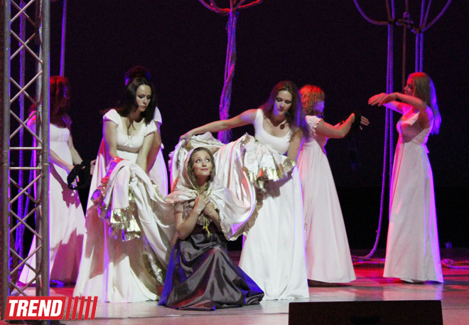 Театр Рыбникова представил в Баку потрясающую рок-оперу "Юнона и Авось" (ФОТО)