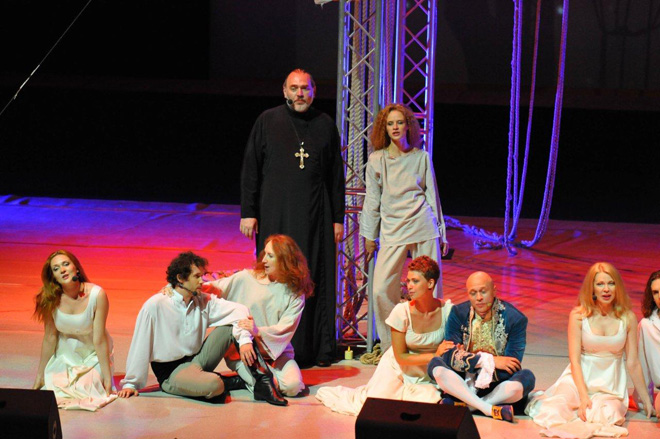 Театр Рыбникова представил в Баку потрясающую рок-оперу "Юнона и Авось" (ФОТО)