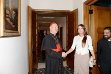 Первая леди Азербайджана встретилась с председателем Папской комиссии по священной археологии (ФОТО)