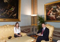 Первая леди Азербайджана встретилась с мэром Рима (ФОТО)