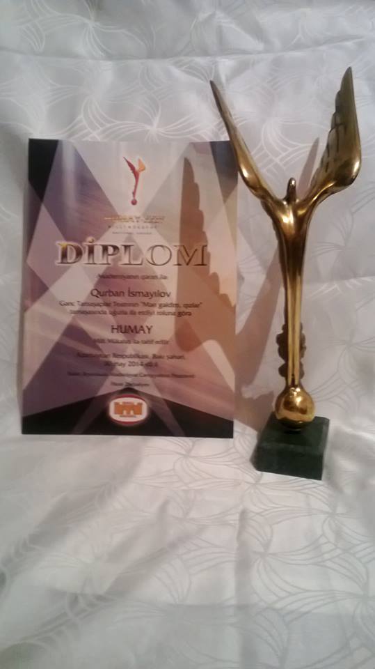 Актер ТЮЗа Гурбан Исмайлов удостоен премии "Хумай" (ФОТО)