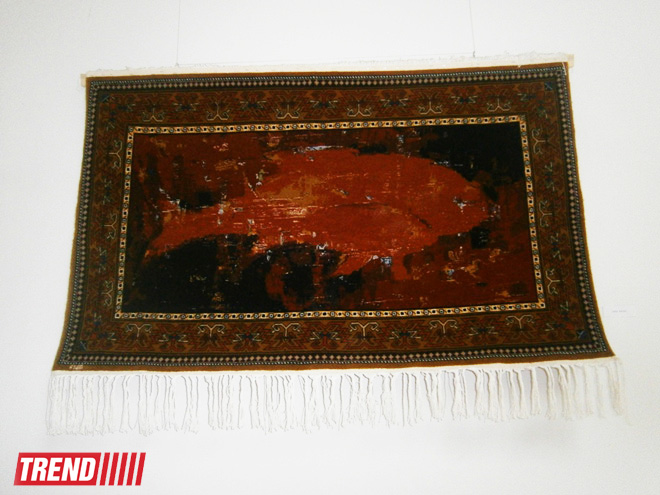 Выставка художника Айдына Раджабова: традиции и современные направления коврового искусства (ФОТО)