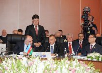 Президент Ильхам Алиев: На определенном этапе Совет сотрудничества тюркоязычных государств должен подумать о создании совместного инвестиционного фонда (ФОТО)