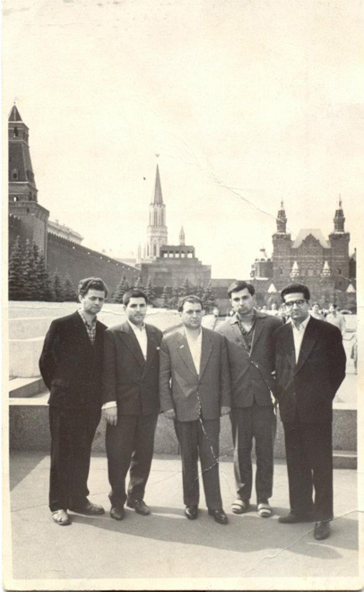 Известный писатель-драматург Вагиф Самедоглу отмечает юбилей: "Вся жизнь, как марафонский бег" (ФОТО)