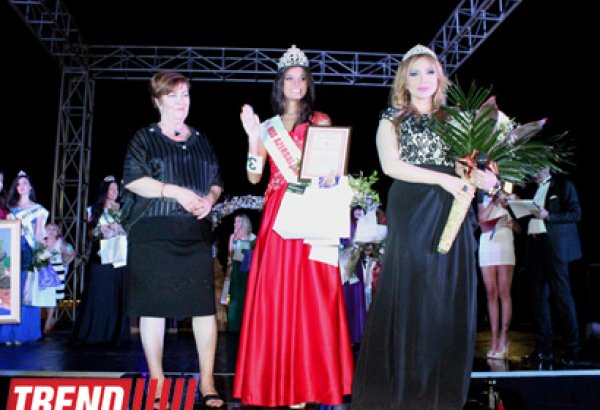 На берегу Каспия прошел финал конкурса красоты "Мисс Азербайджан 2014" (ФОТО)