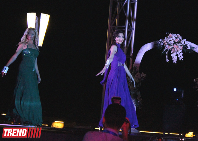 На берегу Каспия прошел финал конкурса красоты "Мисс Азербайджан 2014" (ФОТО)