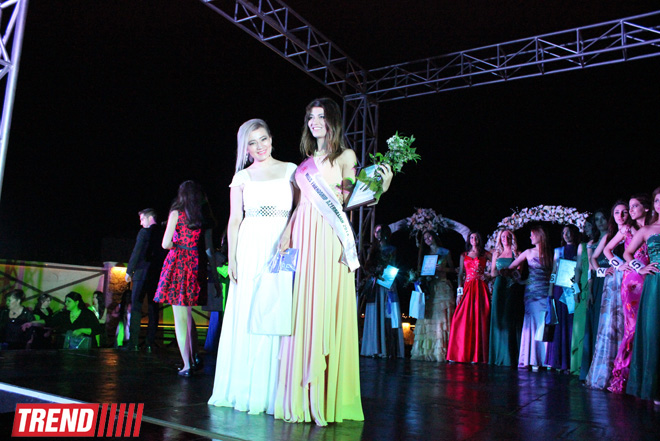 На берегу Каспия прошел финал конкурса красоты "Мисс Азербайджан 2014" (ФОТО)