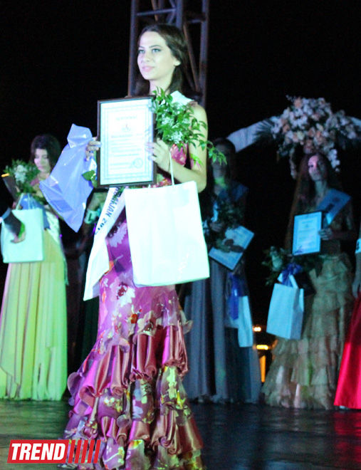 На берегу Каспия прошел финал конкурса красоты "Мисс Азербайджан 2014" (ФОТО)