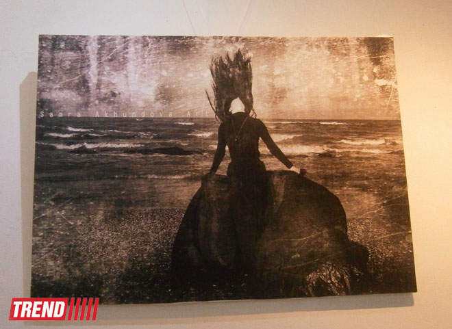 В Баку открылась выставка Семры Ахундовой "Невидимый" (ФОТО)