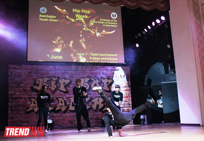 Американская группа "Soul Street Dance Co." и праздник хип-хопа в Баку (ФОТО)
