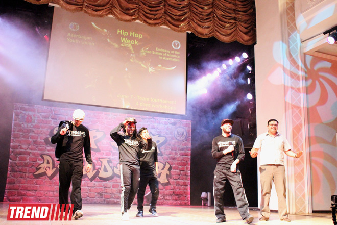 Американская группа "Soul Street Dance Co." и праздник хип-хопа в Баку (ФОТО)