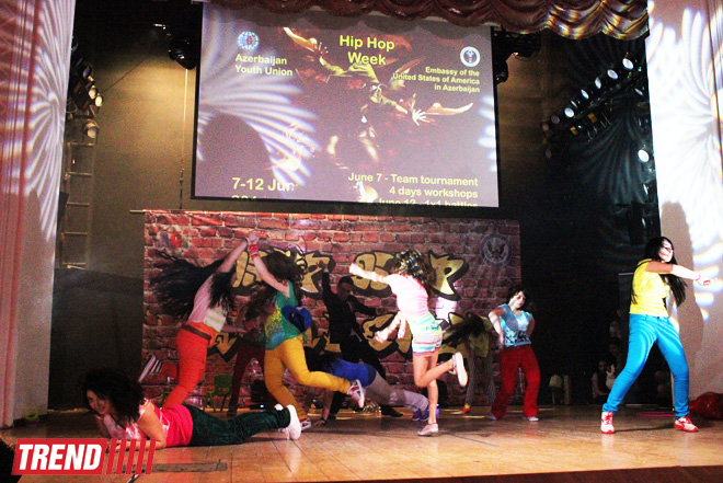 Американская группа "Soul Street Dance Co." и праздник хип-хопа в Баку (ФОТО)