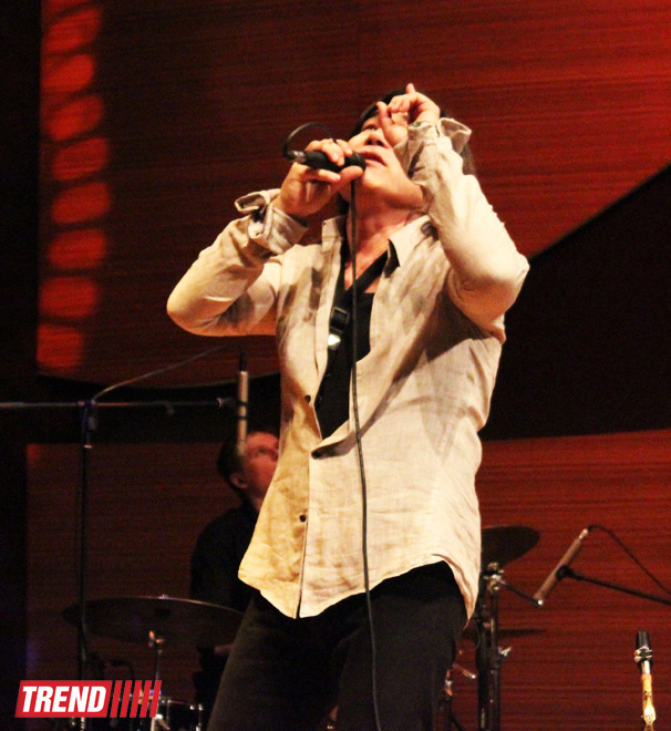 Батырхан Шукенов с аншлагом выступил в Международном центре мугама: "Баку - особенно родной для меня город" (ФОТО)