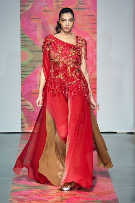 Фахрия Халафова представила в Париже этнический стиль Азербайджана и Африки (ФОТО)