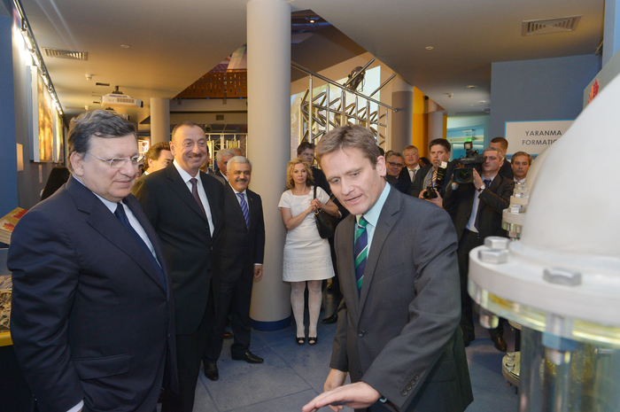 Президент Ильхам Алиев и председатель Еврокомиссии Жозе Мануэл Баррозу  побывали на Сангачальском терминале (ФОТО)