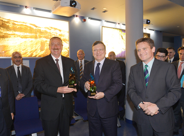 Президент Ильхам Алиев и председатель Еврокомиссии Жозе Мануэл Баррозу  побывали на Сангачальском терминале (ФОТО)