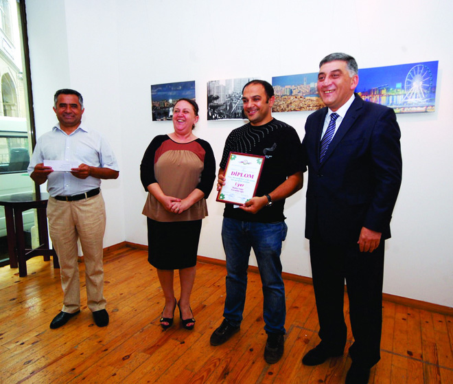 Подведены итоги фотоконкурса "Баку: необычное фото"