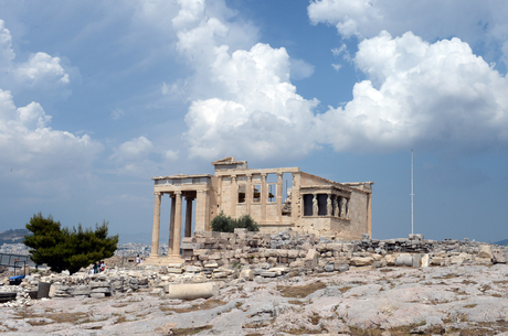 Президент Азербайджана и его супруга посетили Афинский акрополь (ФОТО)