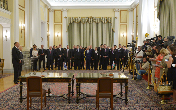 Президент Ильхам Алиев: Реализуемые по инициативе Азербайджана проекты «Шахдениз», TANAP и TAP – это в настоящее время крупнейшие инфраструктурные проекты Европы (ФОТО)