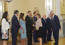 Президент Ильхам Алиев: Азербайджан заинтересован в инвестировании греческой экономики (ФОТО)