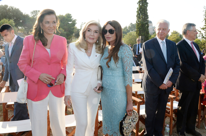 Первой леди Азербайджана вручена специальная почетная награда Olympic Excellence Международной олимпийской академии в Афинах (ФОТО)