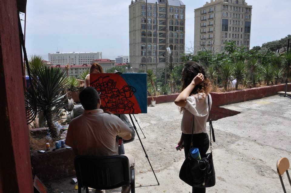 В бакинской галерее "Art Villa" прошел интерактивный творческий пленэр (ФОТО)