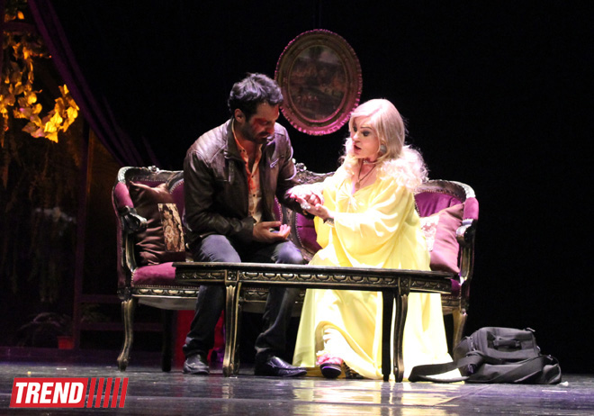 Потрясающий бенефис Амалии Панаховой в премьере "Игры женщин" по пьесе Кшиштофа Занусси (ФОТО)