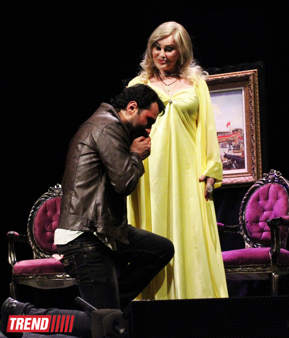 Потрясающий бенефис Амалии Панаховой в премьере "Игры женщин" по пьесе Кшиштофа Занусси (ФОТО)