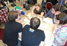 В Санкт-Петербурге прошел международный фестиваль "Азербайджан - страна огней"(ФОТО)