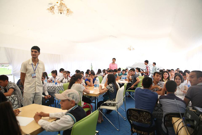 В Шамкире прошло первенство города по "Что? Где? Когда?" с участием 30 команд (ФОТО)