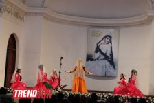 Юбилей прославленной танцовщицы Розы Джалиловой отметили красочным концертом (ФОТО)