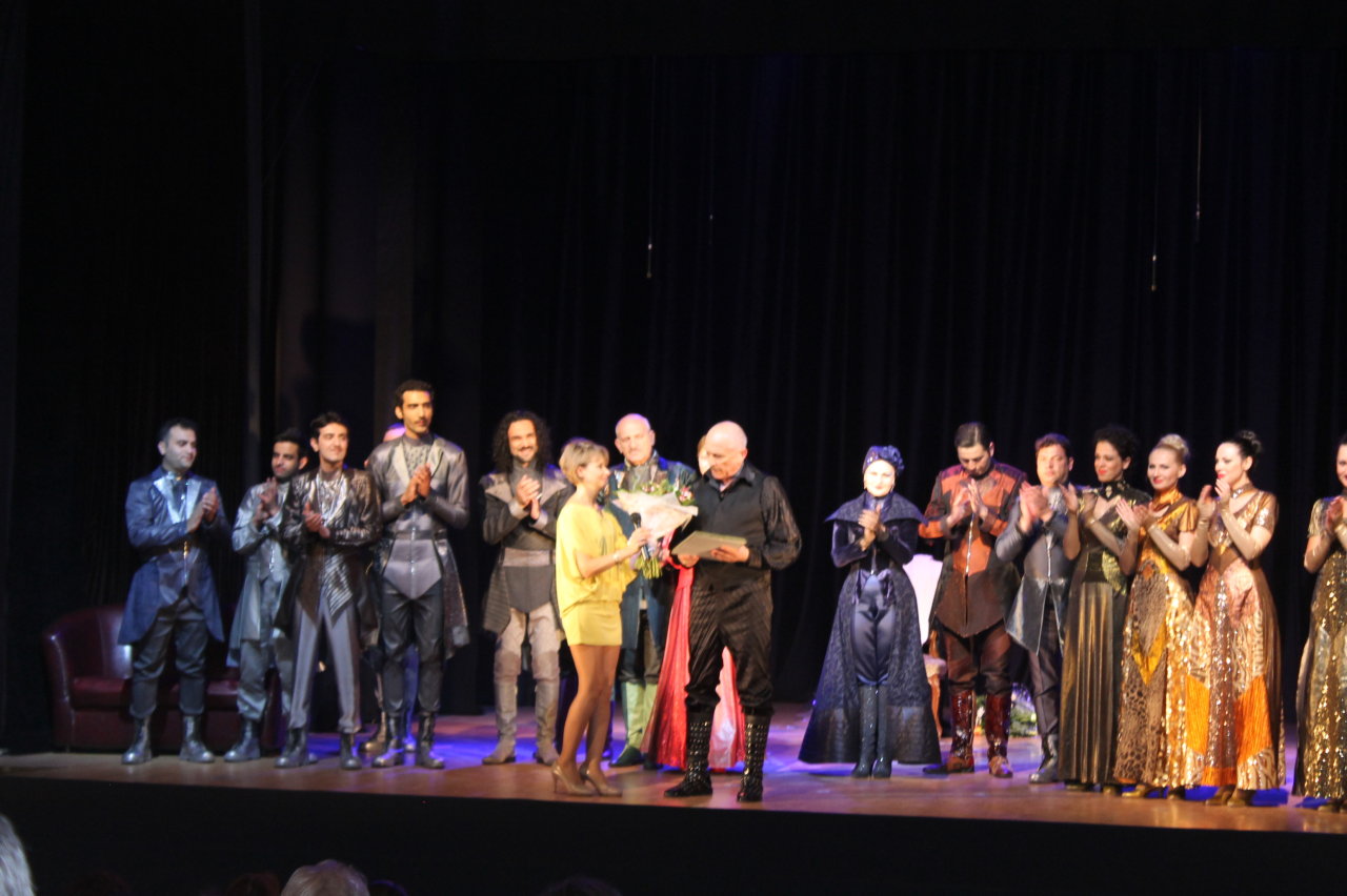 "Маскарад" азербайджанского театра с успехом представлен в России - фестиваль "У Троицы" (ФОТО-ВИДЕО)