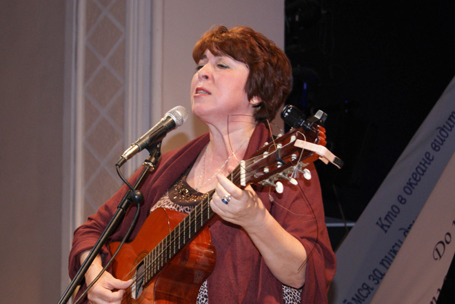 Юбилейный Международный Бакинский фестиваль авторской песни покоряет сердца зрителей (ФОТО)