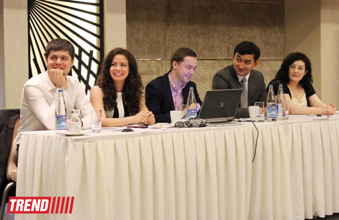 Состоялось открытие фестиваля "Бакинская жемчужина-2014" с участием известных знатоков (ФОТО)