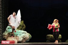 "Золотая свадьба" по-азербайджански - синтез Гобустана, цветов, украинских танцев … (ФОТО)