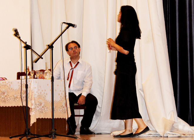 "Маска безумия или магия искусства" - в Баку представили оригинальную компиляцию по Шекспиру и Чехову (ФОТО)