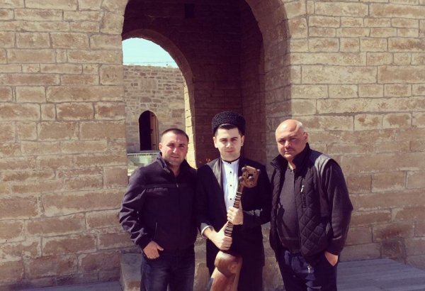 Мустафа Ашуров стал ведущим этой недели "Bu Saat" Lider TV (ВИДЕО)