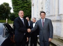 Президент Азербайджана встретился с премьер-министром Италии (ФОТО)