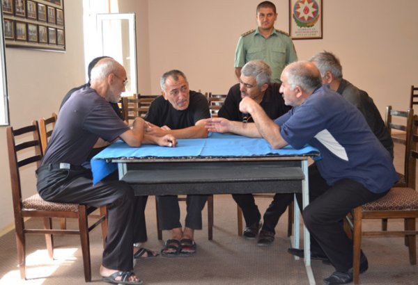 Среди заключенных в Азербайджане стартовал проект по интеллектуальным играм (ФОТО)