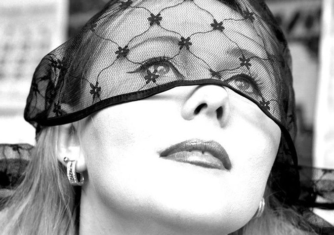 Актриса и оперная исполнительница Юлия Гейдарова - Сидорова представила проект "От Шахерезады до Леди" (ФОТО)